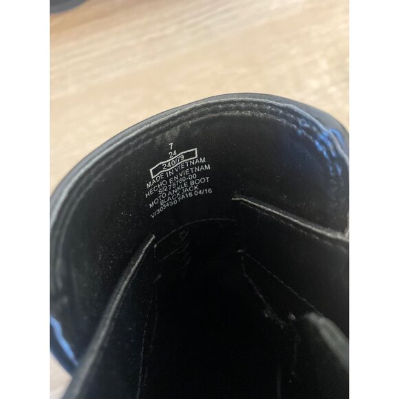 Old Navy Women’s Black Black Jack Moto Ankle Boots With Double Buckle Size 7 - Picture 5 of 7